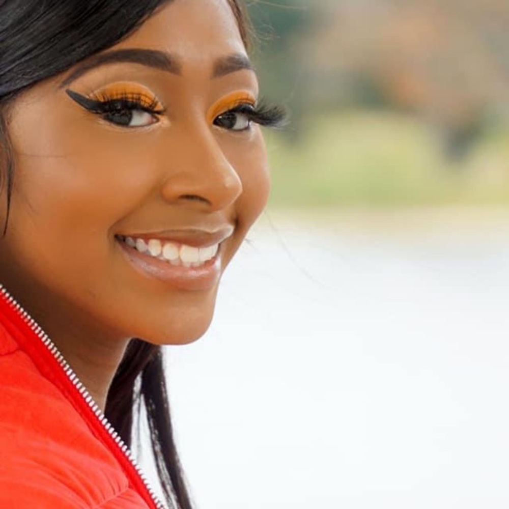 Meet your Posher, Jada